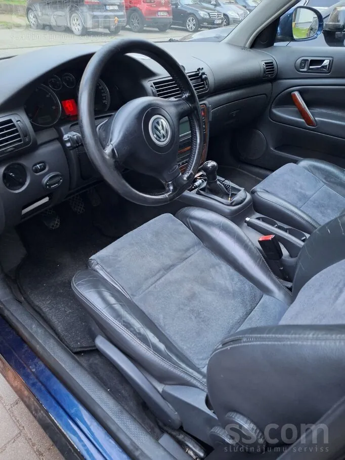 Volkswagen Passat 2004 photo 5