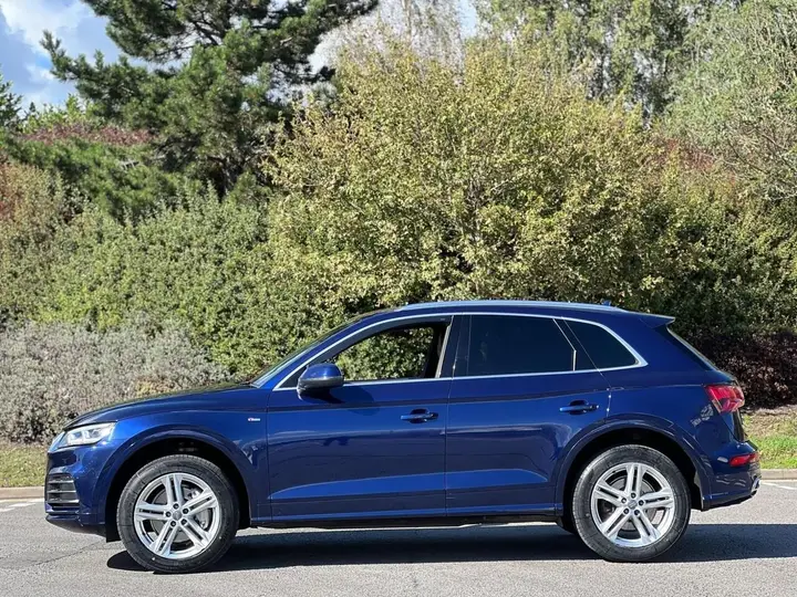 Audi Q5 2017 photo 3