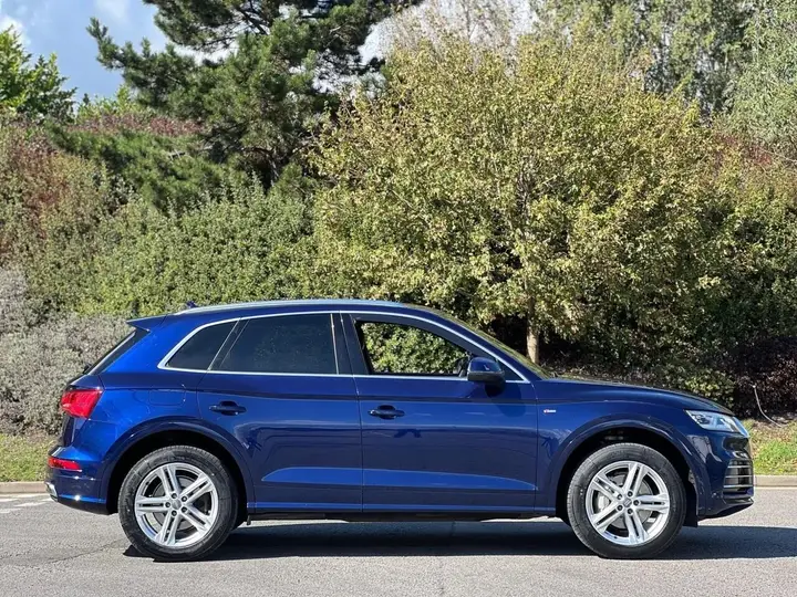 Audi Q5 2017 photo 5