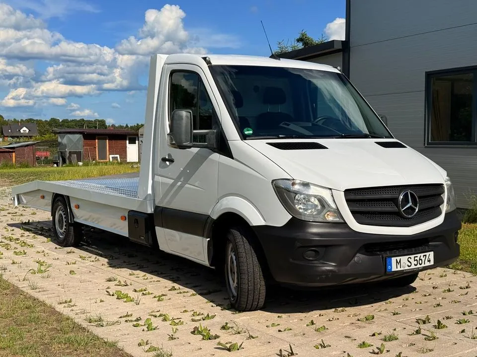 Mercedes-Benz Sprinter