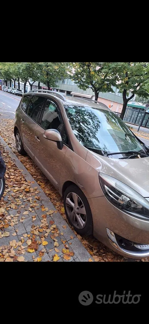 Renault Scenic 2013 photo 5