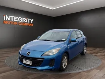 Mazda Axela 2012 photo 3