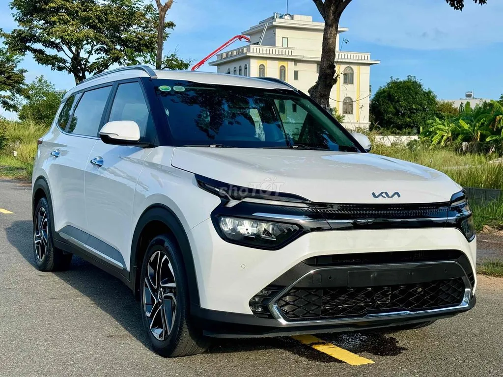 Kia Carens 2024 photo 4