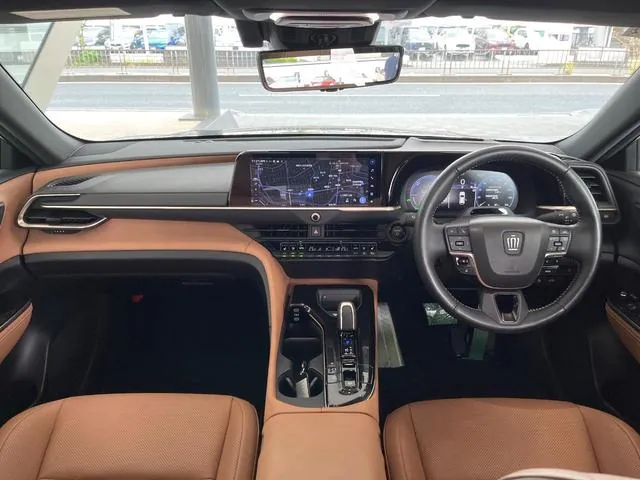 Toyota Crown Sports 2024 photo 2