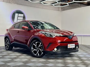 Toyota C-Hr 2017 photo 2