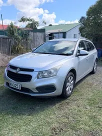 Holden Cruze 2017 photo 2