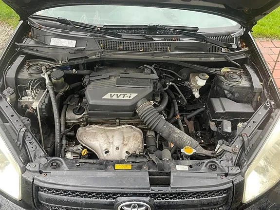 Toyota Rav4 2004 photo 5