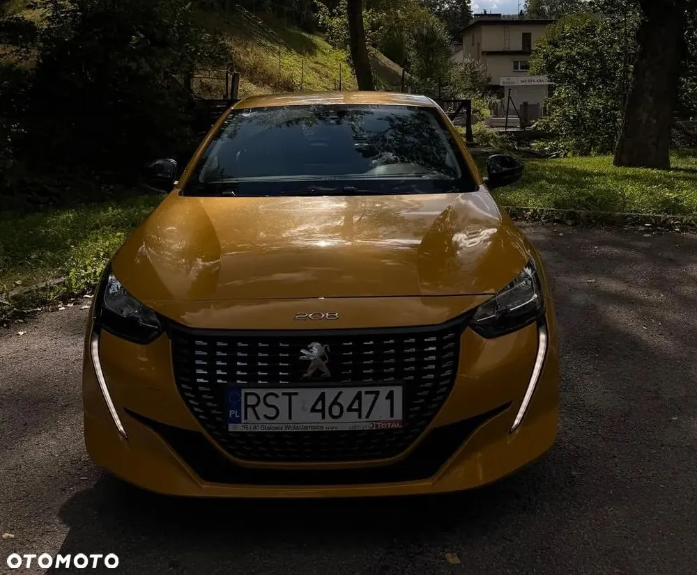 Peugeot 208 2023 photo 3