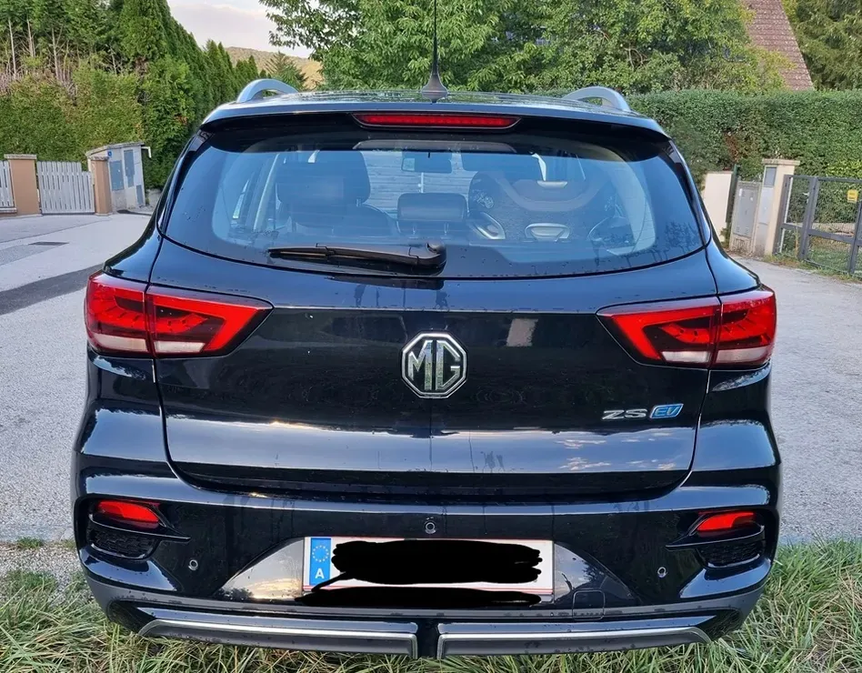 MG Zs Ev 2023 photo 3