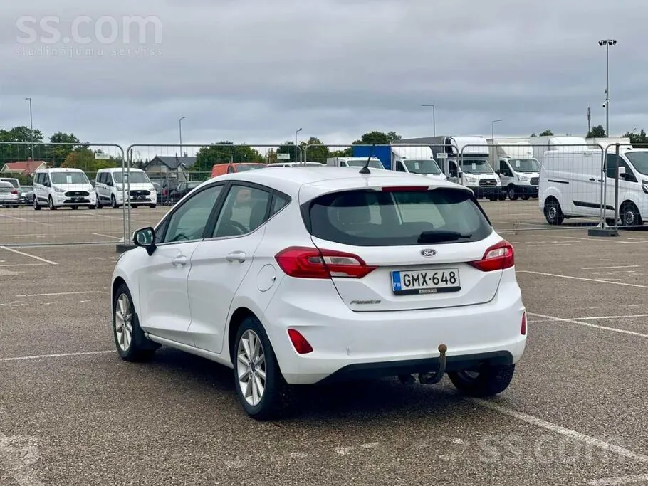 Ford Fiesta 2018 photo 2