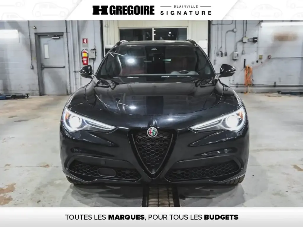Alfa Romeo Stelvio 2023 photo 2