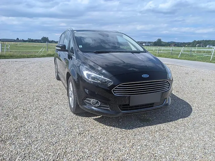 Ford S-Max