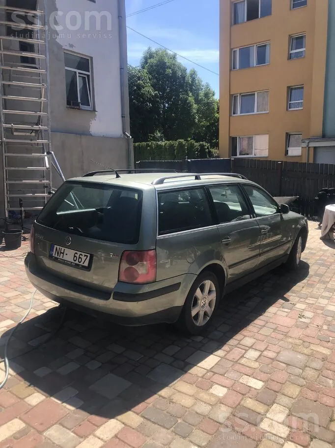 Volkswagen Passat 2003 photo 4
