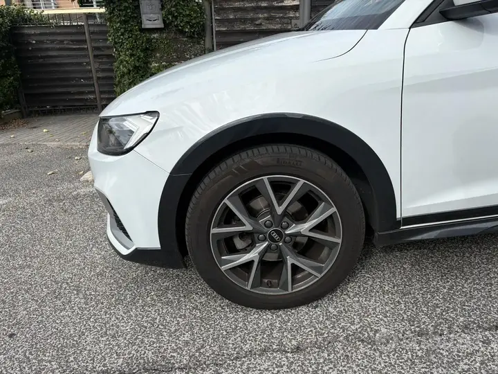Audi A1 2022 photo 2