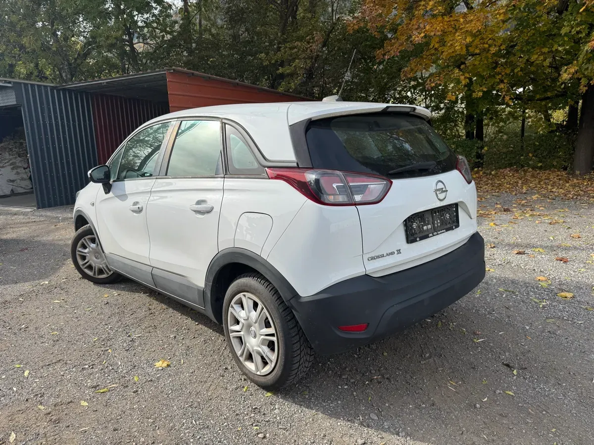 Opel Crossland X 2017 photo 2