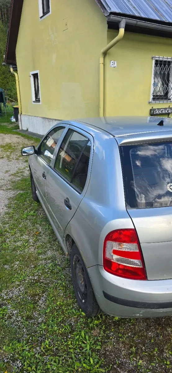 Skoda Fabia 2006 photo 3