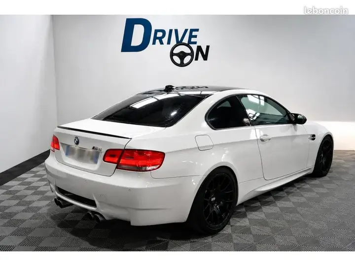 BMW M3 2008 photo 4