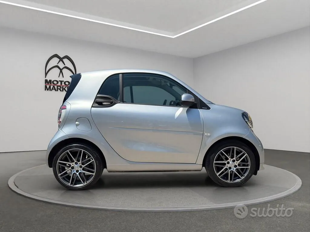 Smart Fortwo 2017 photo 4