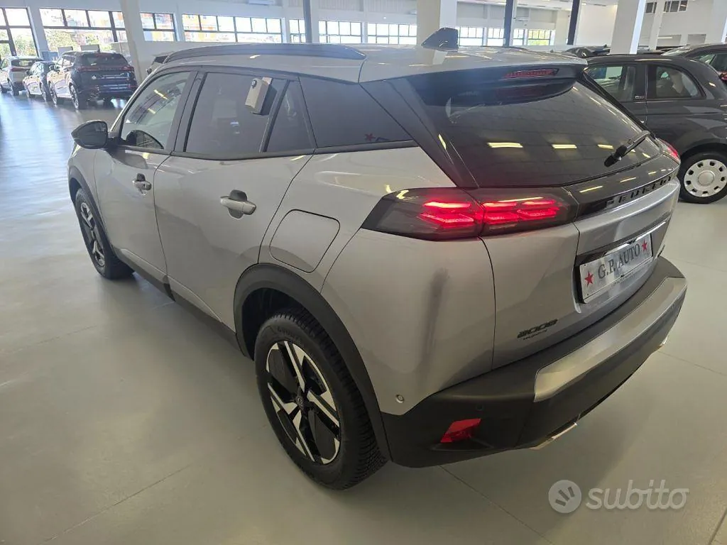 Peugeot 2008 2025 photo 5