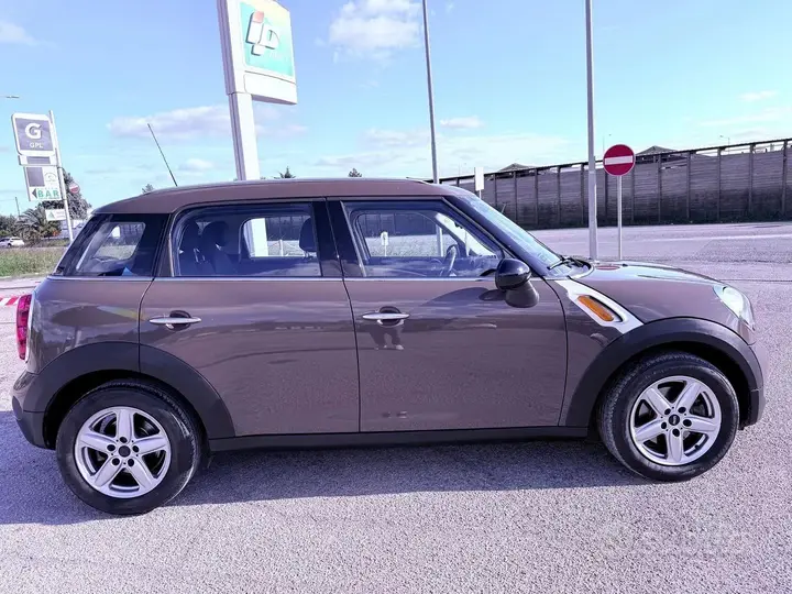 Mini Countryman 2010 photo 5