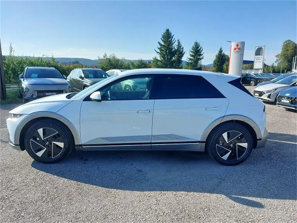 Hyundai Ioniq 5 2026 photo 2