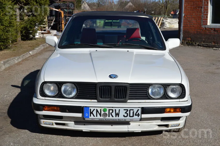 BMW 320I 1985 photo 2