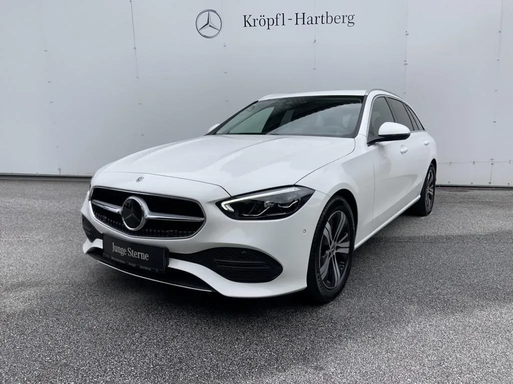 Mercedes-Benz C-Class 2022 photo 2