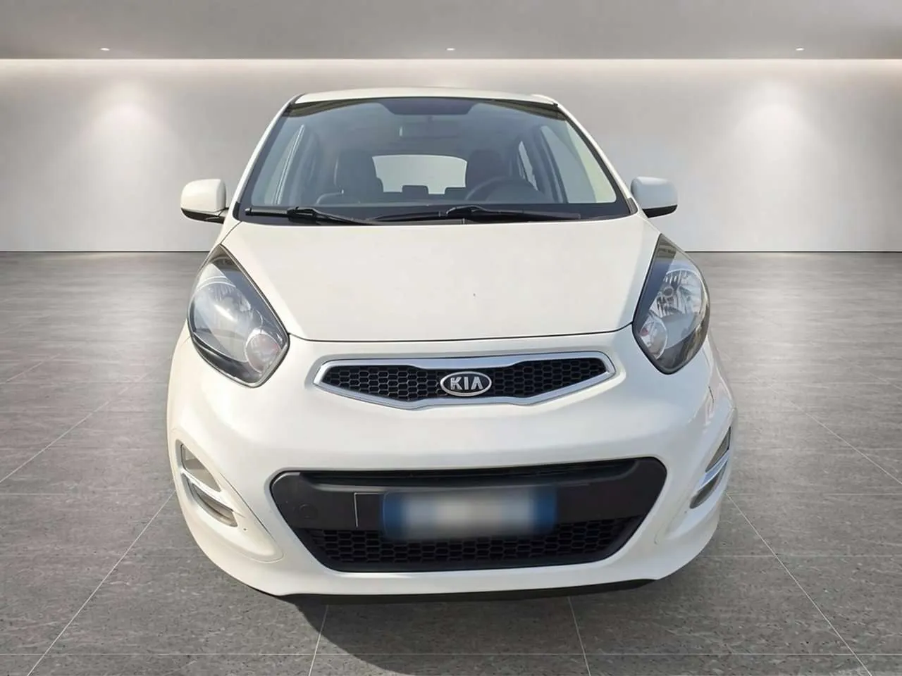 Kia Picanto 2011 photo 2