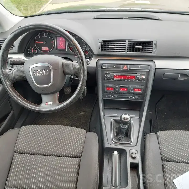 Audi A4 2006 photo 5