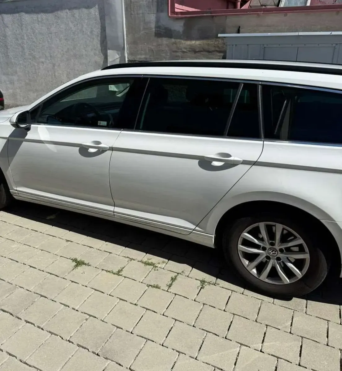 Volkswagen Passat 2019 photo 2