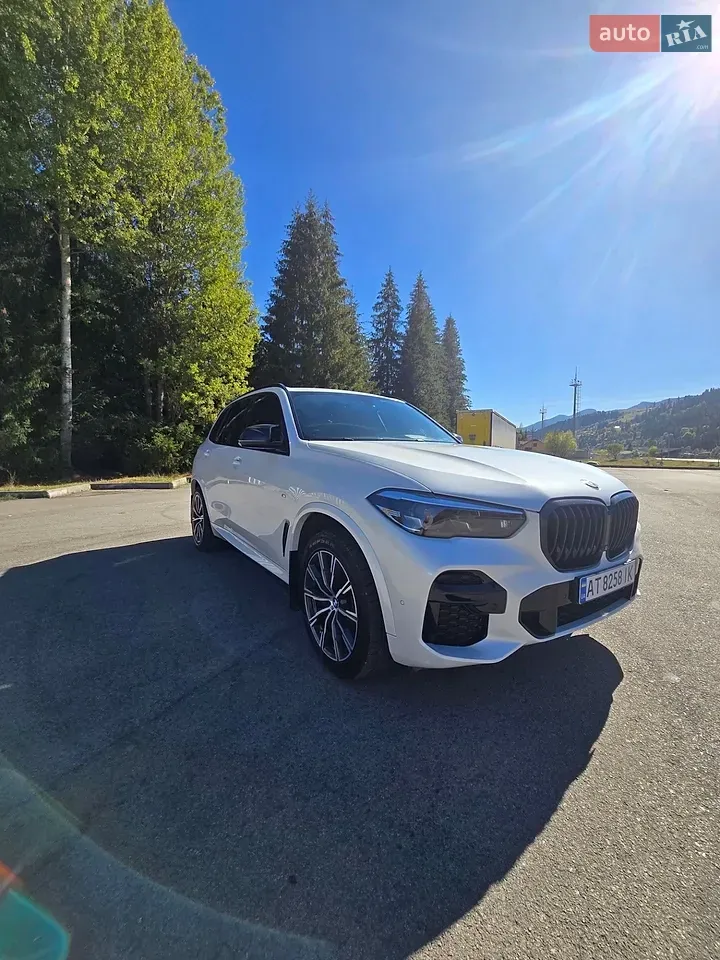 BMW X5 2021 photo 2