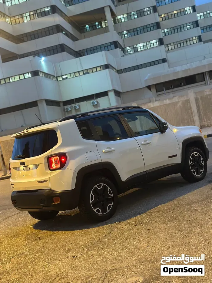Jeep Renegade 2015 photo 4