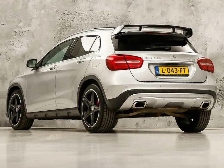 Mercedes-Benz Gla 2015 photo 3