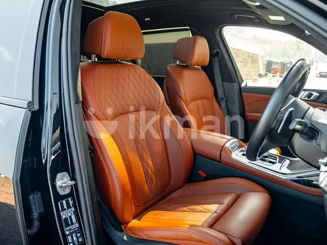 BMW X7 2025 photo 3