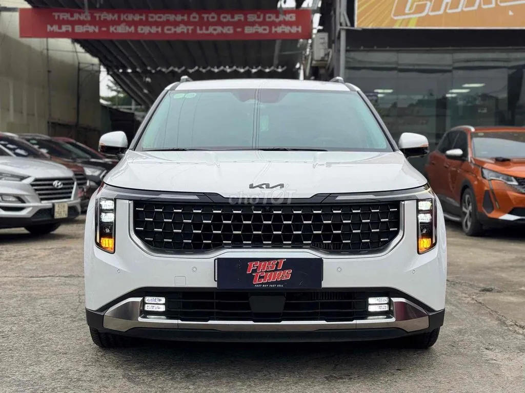 Kia Carnival 2025 photo 2