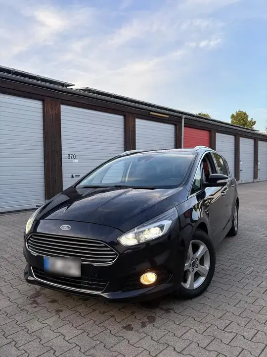 Ford S-Max