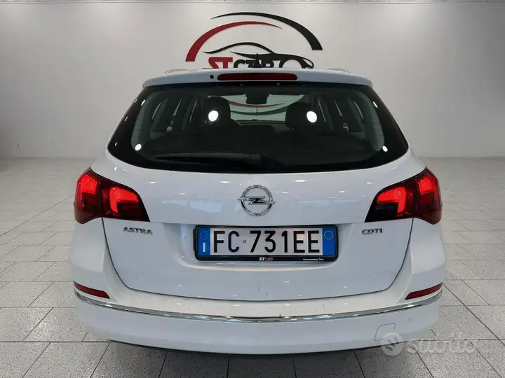 Opel Astra 2015 photo 5
