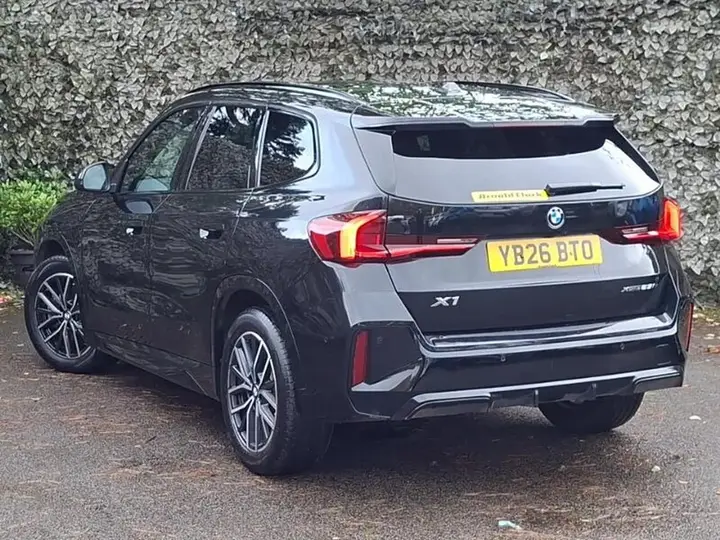 BMW X1 2026 photo 2