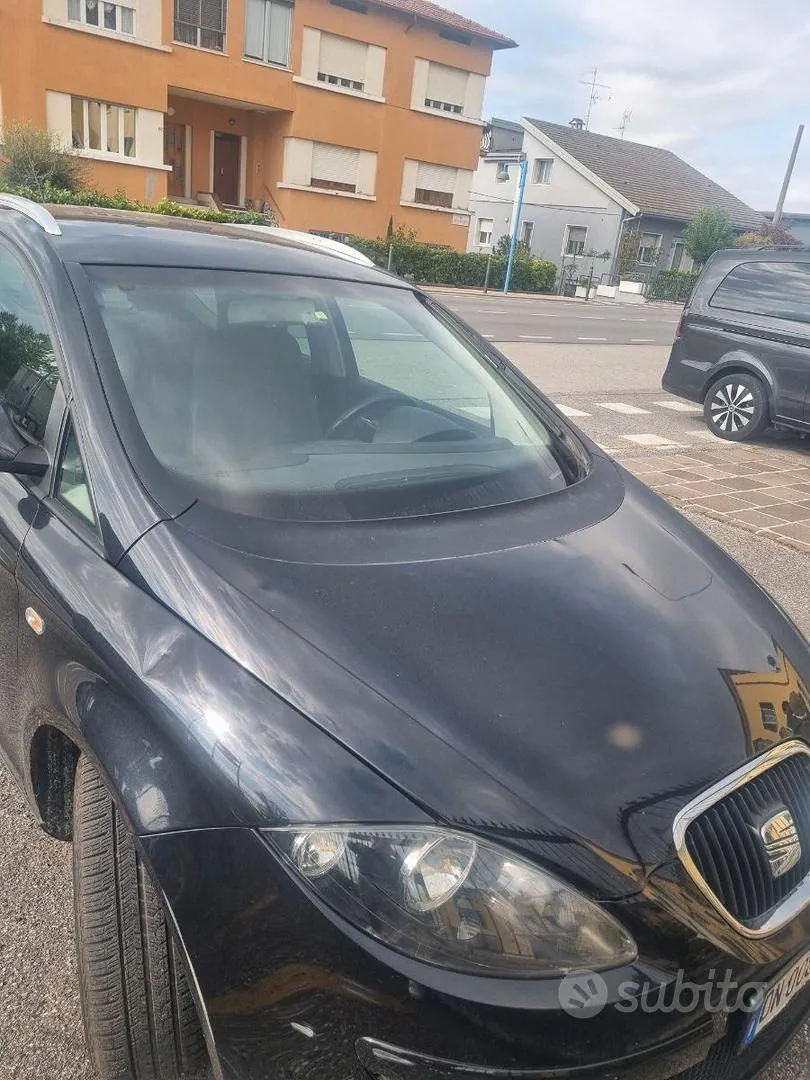 Seat Altea 2008 photo 2