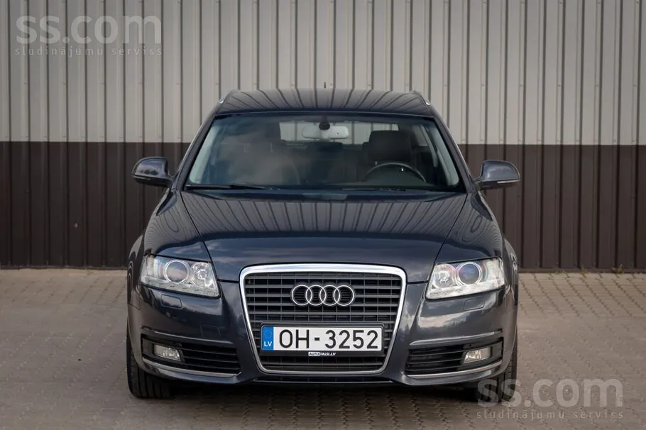Audi A6 2011 photo 2