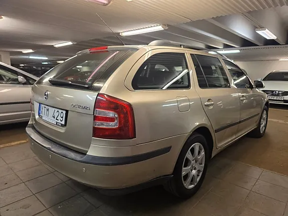 Skoda Octavia 2006 photo 5