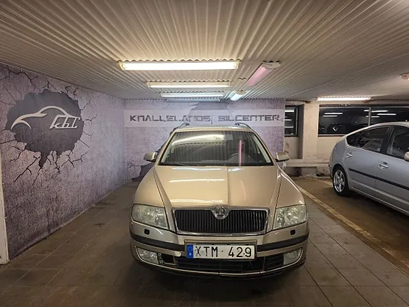 Skoda Octavia 2006 photo 2