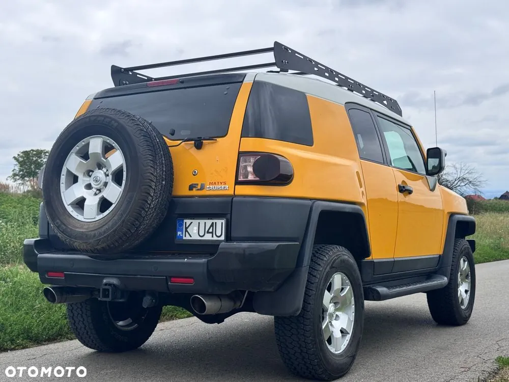 Toyota Fj 2007 photo 4