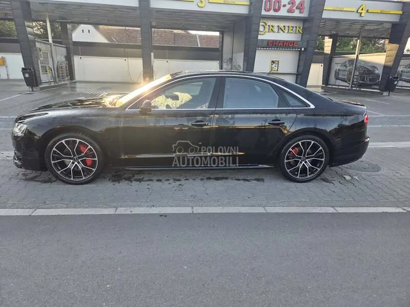 Audi A8 2017 photo 3