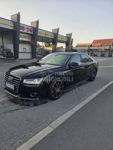 Audi A8 2017 photo 2