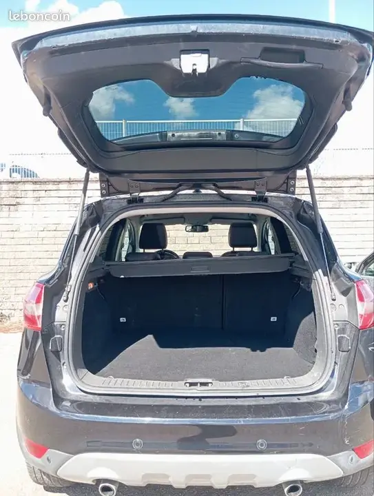 Ford Kuga 2010 photo 2