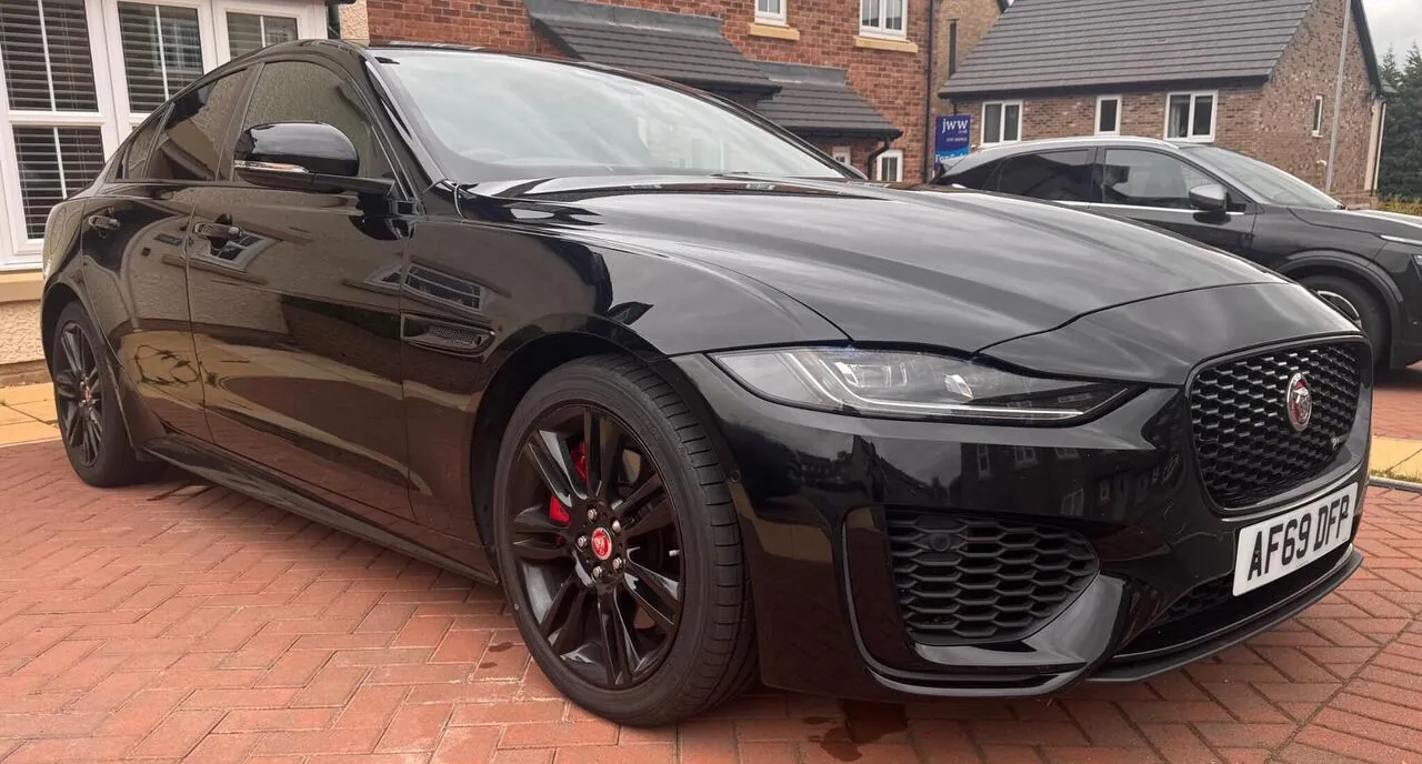 Jaguar Xe