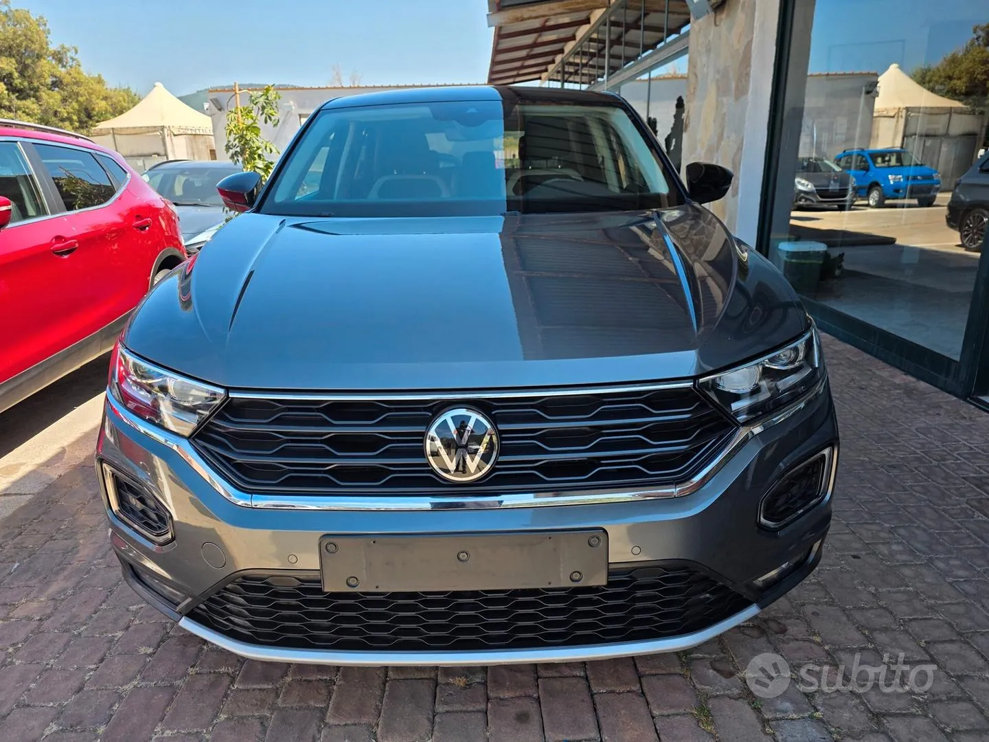 Volkswagen T-Roc 2021 photo 2