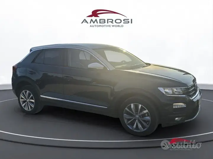 Volkswagen T-Roc 2018 photo 2