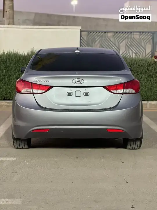 Hyundai Elantra 2013 photo 4